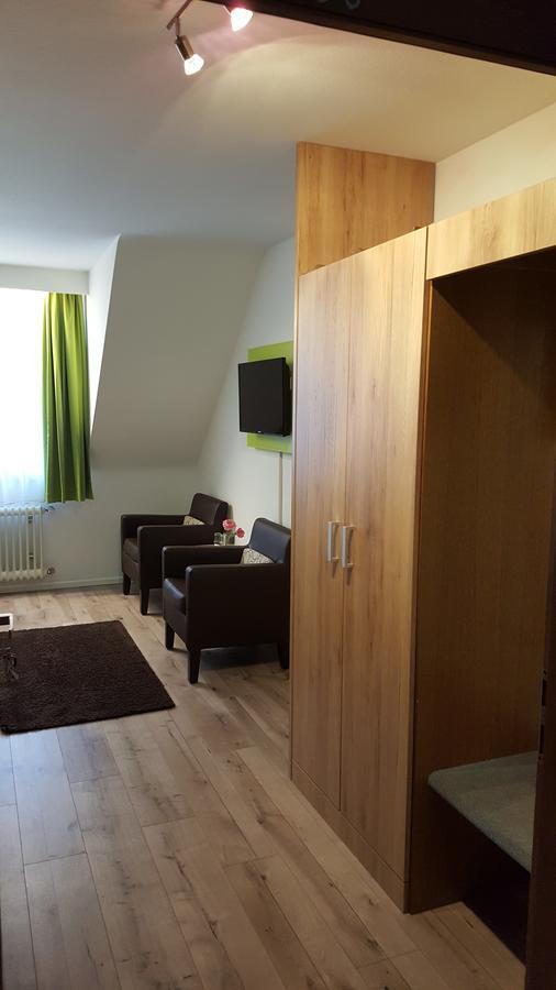 Gaestehaus Ruh - Non-Smoking Freiburg im Breisgau Buitenkant foto